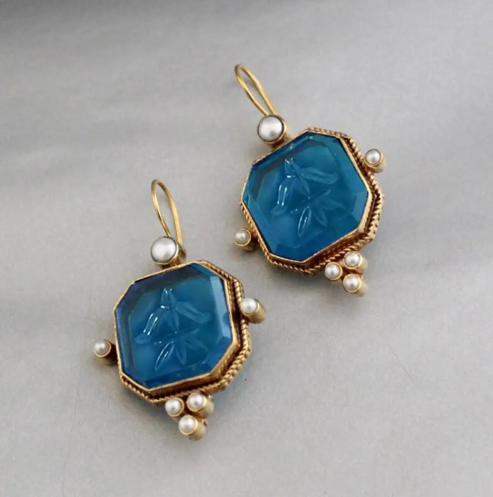 Maeble Vintage oorbellen met groene steen en parel I Laatste dag 80% korting!